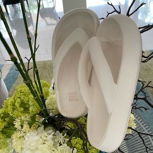 White soft as a cloud  flip flop